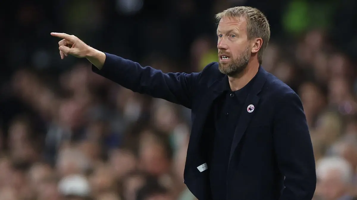 هل سيقيل تشيلسي مدربه غراهام بوتر حال فشل التأهل إلى دوري أبطال أوروبا؟