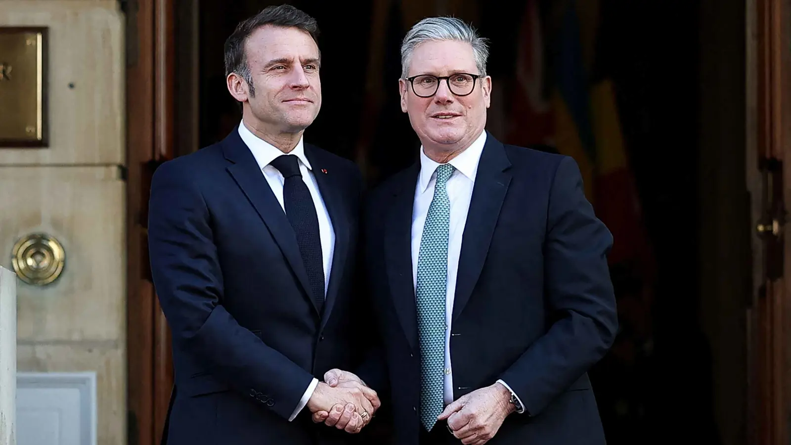 ردًا على ترامب.. خطة بريطانية فرنسية لوقف الحرب في أوكرانيا