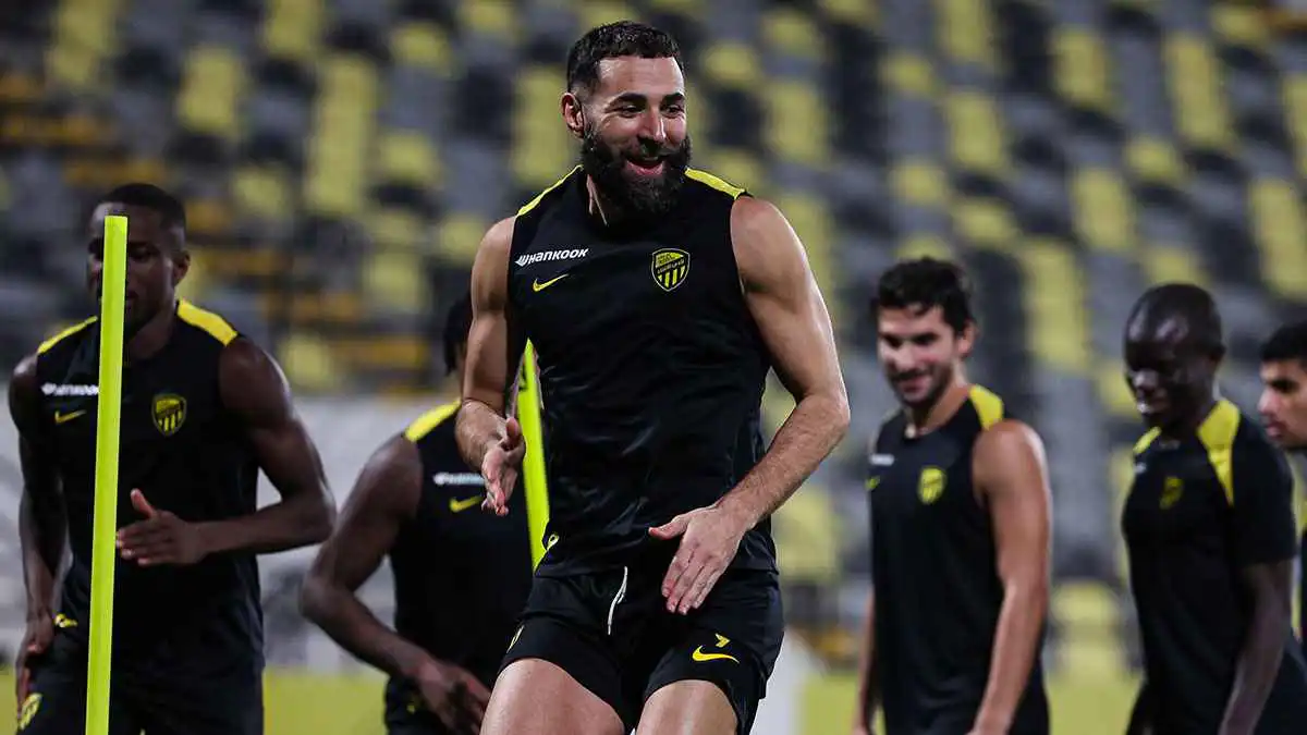 التنافس في الاتحاد أعلى من ريال مدريد.. كريم بنزيما يفجر جدلا