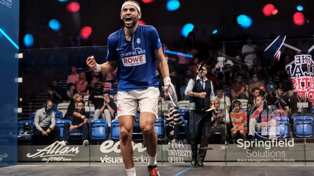 في أول مواجهة بعد تمثيل إنجلترا.. محمد الشوربجي يهزم المصري طارق مؤمن