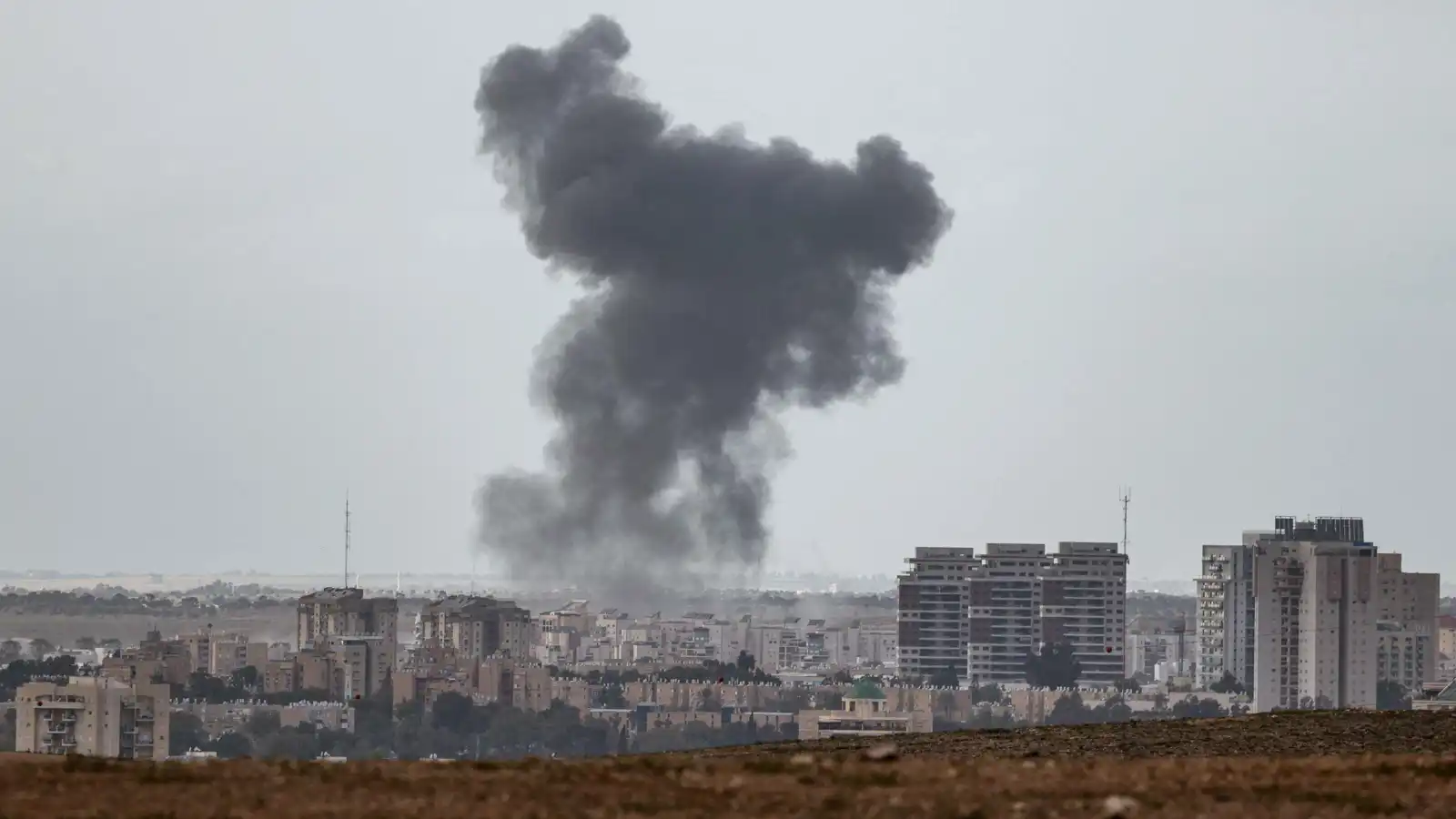 الجيش الإسرائيلي يعلن شنّ 140 غارة على إيران خلال 24 ساعة