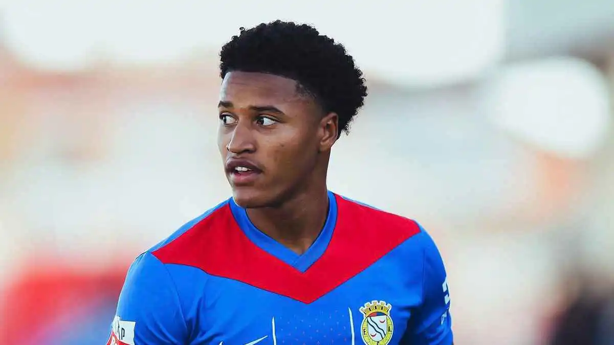 الاتحاد السعودي يقدّم عرضًا لضم موهبة ألفيركا البرتغالي