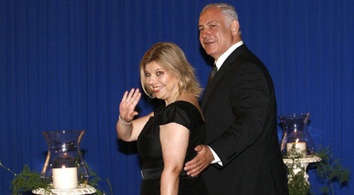 سارة نتنياهو تجبر إسرائيل على شراء طائرة لزوجها