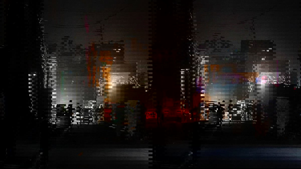 وزير الطاقة الإسرائيلي يأمر بقطع الكهرباء عن غزة