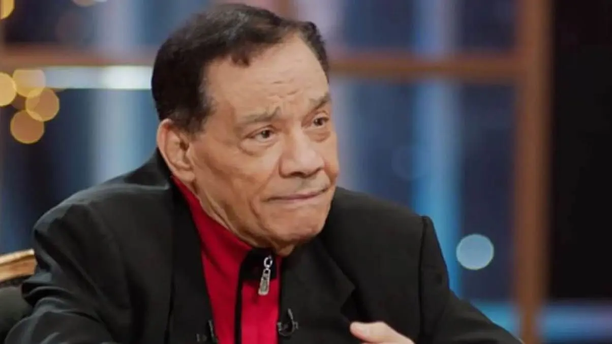 أرملة حلمي بكر تكشف محاولة اختطاف جثمانه خلال جنازته