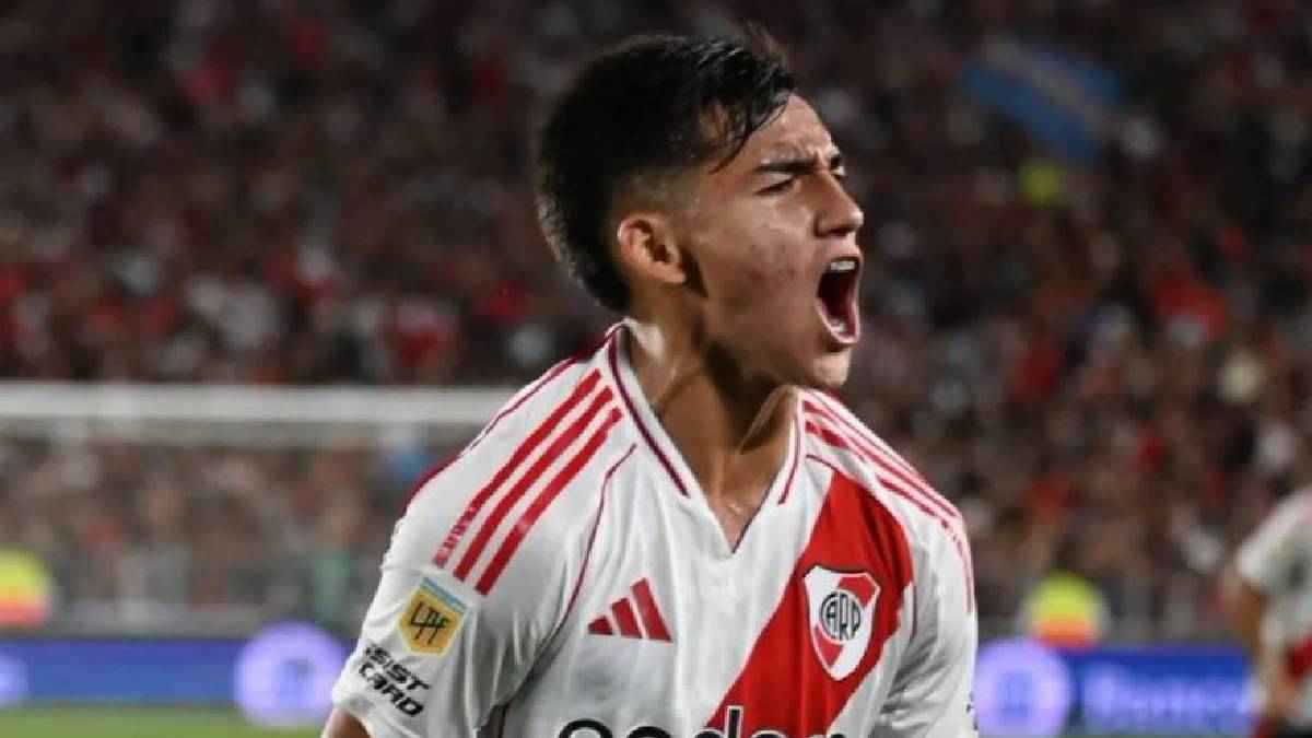 الصفقة فشلت.. من اللاعب الذي حاول الهلال خطفه في آخر ساعات الميركاتو؟