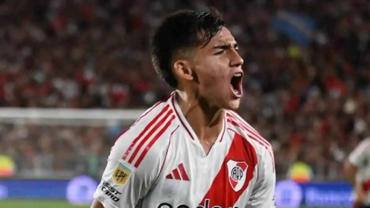 الصفقة فشلت.. من اللاعب الذي حاول الهلال خطفه في آخر ساعات الميركاتو؟