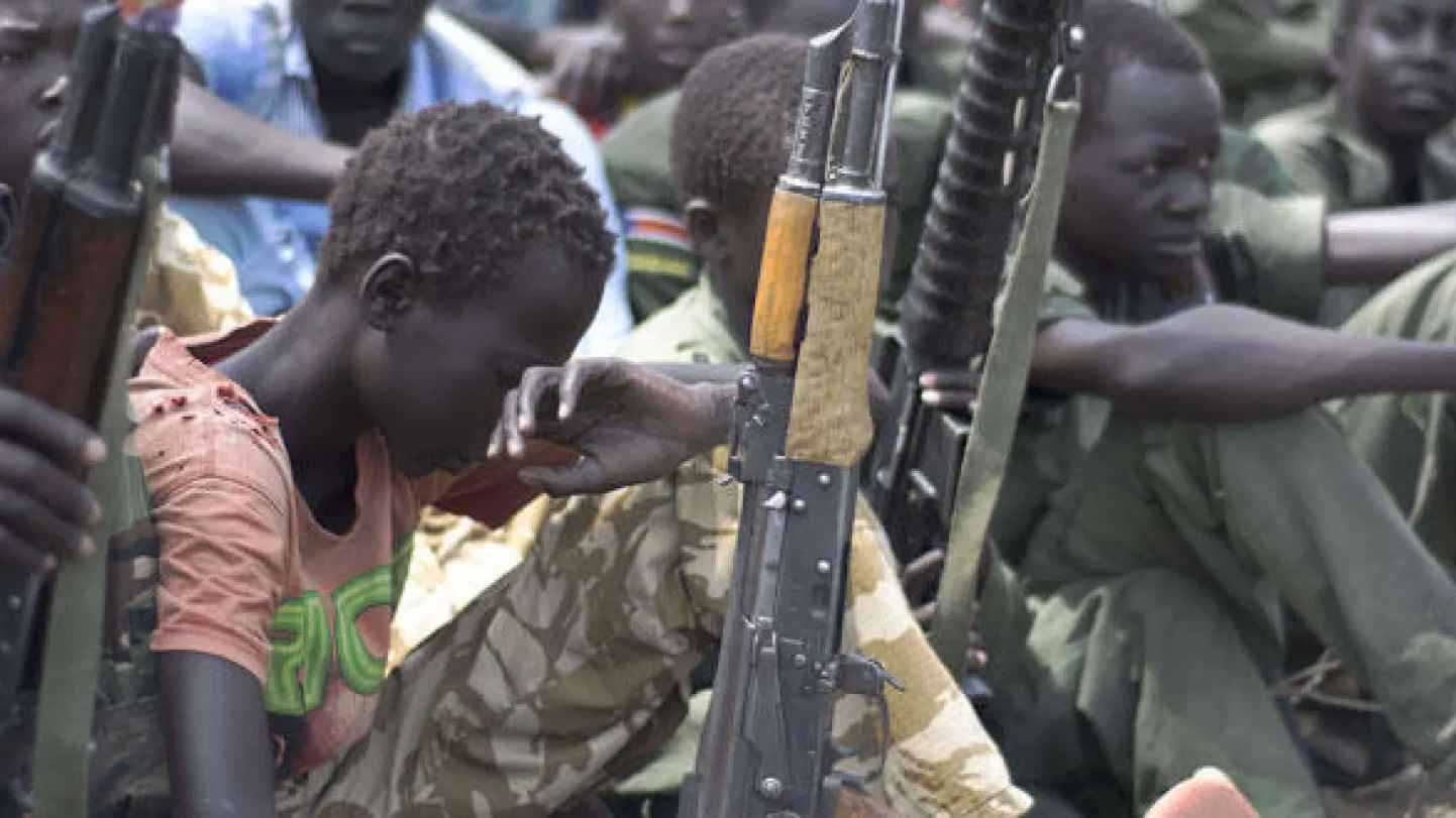 تحالف السودان التأسيسي: قوات البرهان متورطة في تجنيد الأطفال بالحرب