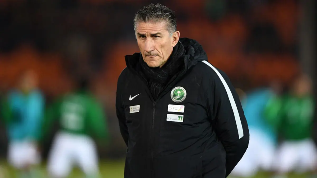 إدغاردو باوزا مدرب السعودية والإمارات السابق يعاني من "ألزهايمر" في مرحلة متقدمة