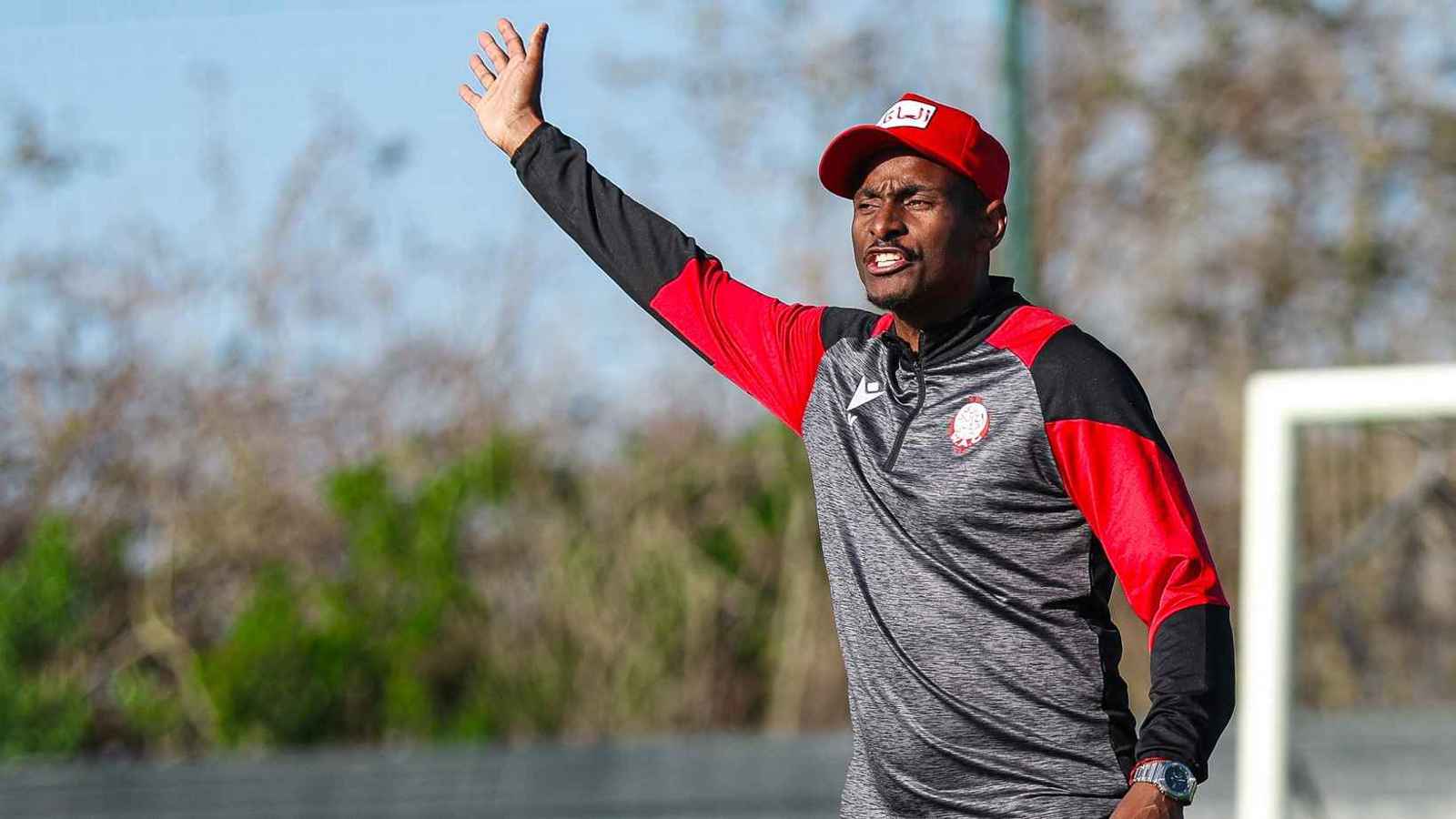 ضغوط نفسية.. بيان مثير للوداد المغربي حول إقالة المدرب موكوينا