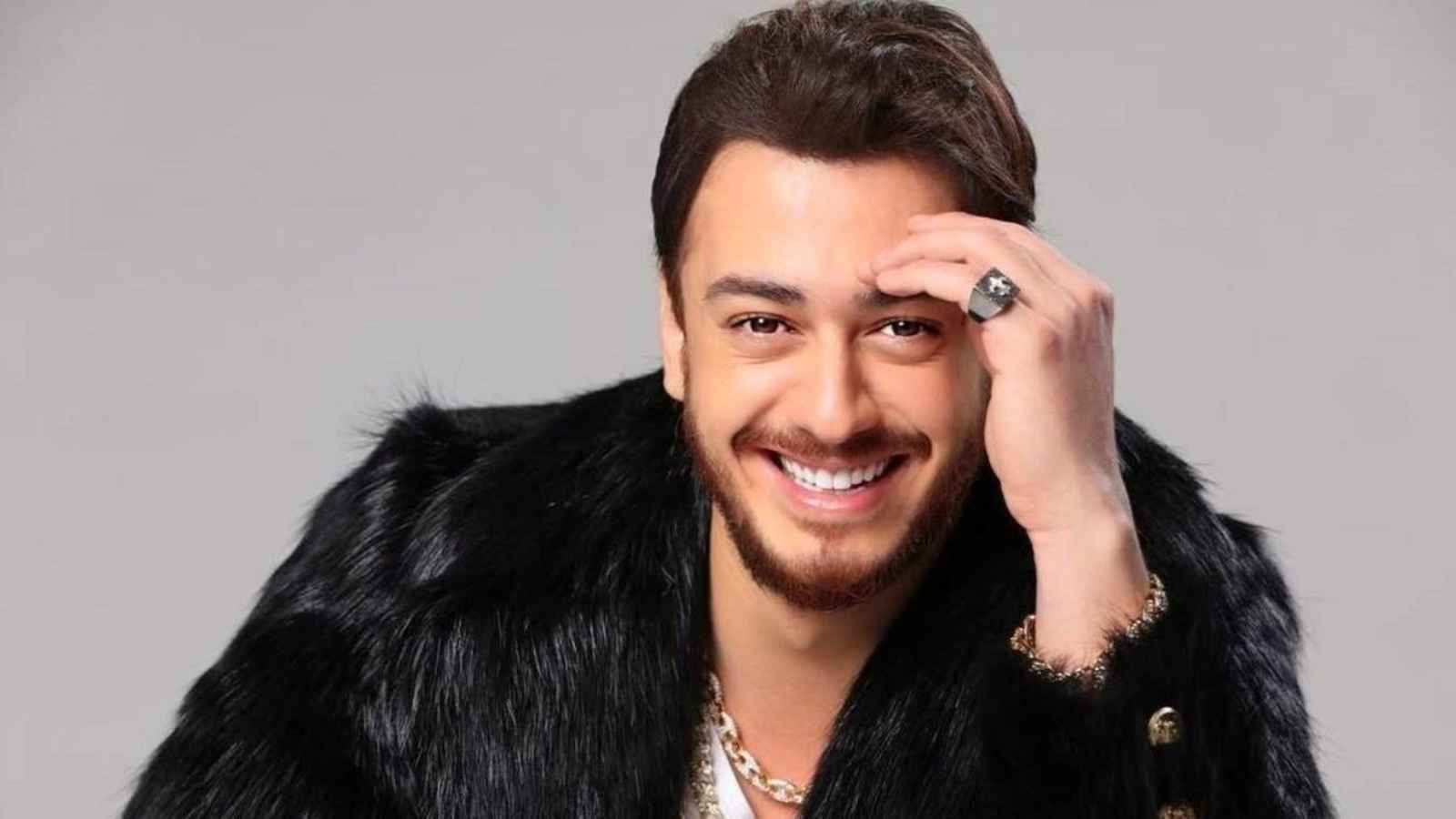 تفاصيل فيلم سعد لمجرد ووالدته نزهة الركراكي