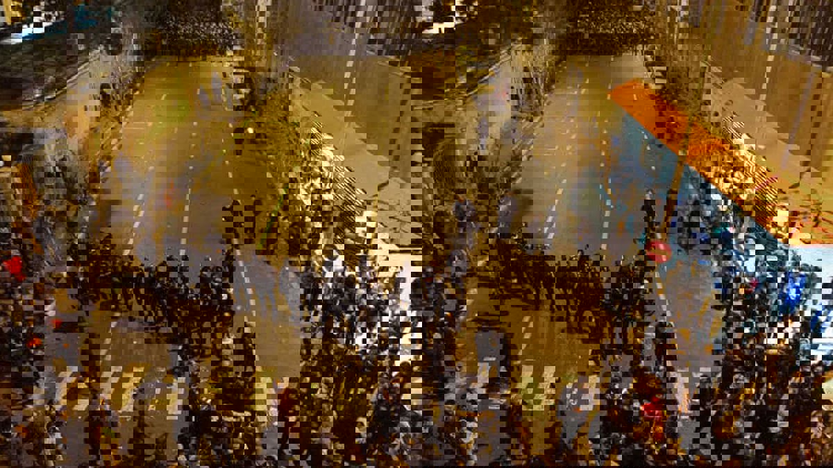 السلطات الإيرانية تعتقل 300 من المحتجين في خوزستان