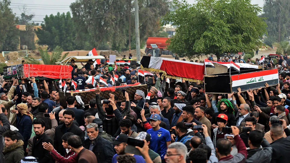 بعد اغتيال العشرات منهم.. نشطاء مدنيون يختارون الرحيل عن العراق