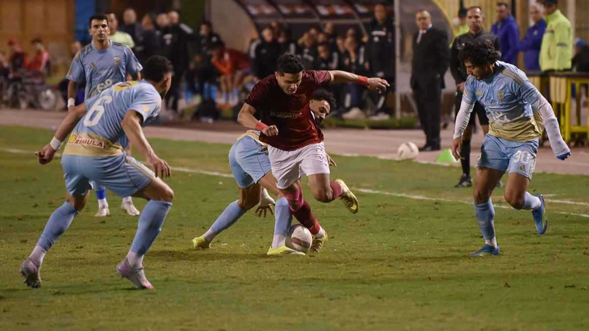 تسبب بأزمة كبيرة.. أول تعليق من حكم مباراة الأهلي وسيراميكا 