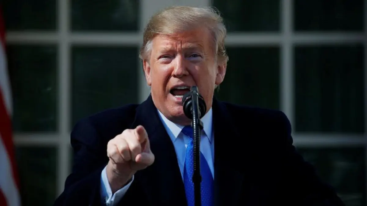 ترامب وحرب على طواحين الهواء