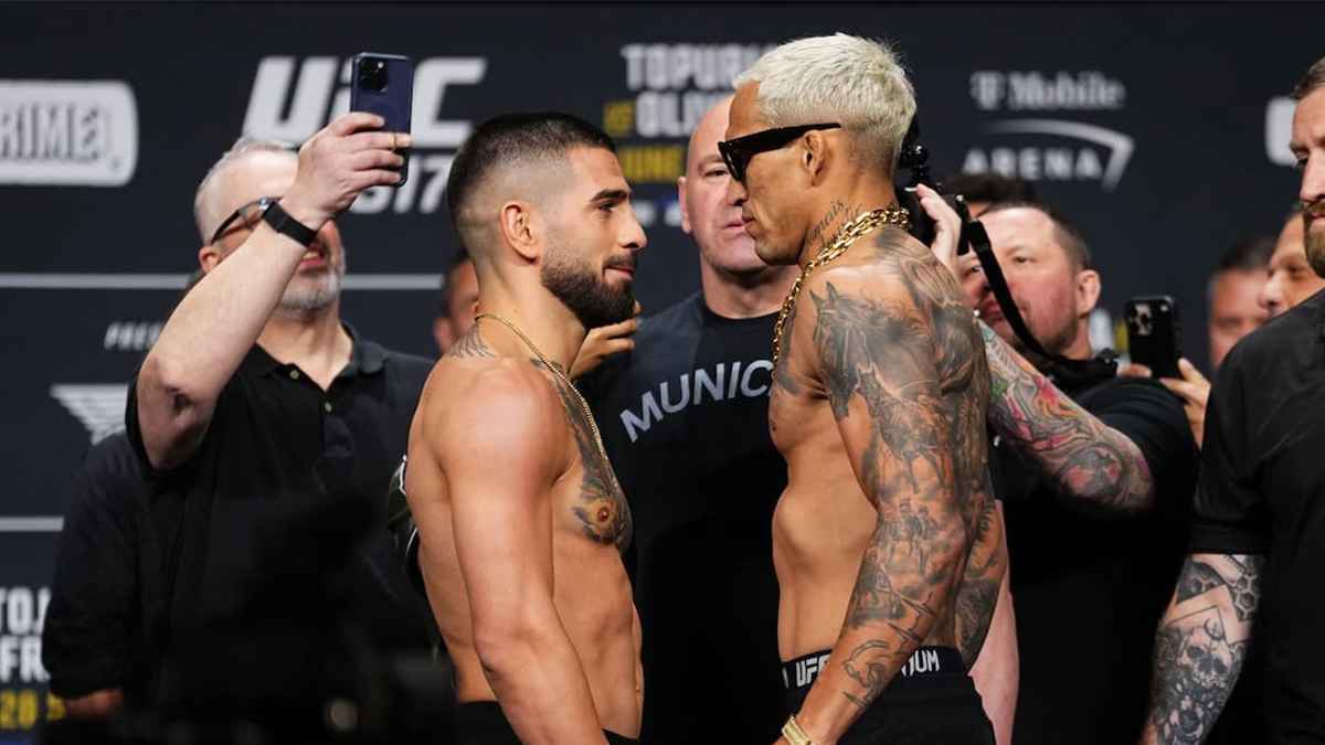 الموعد والقنوات الناقلة لنزال إيليا توبوريا وتشارلز أوليفيرا في "UFC 317"