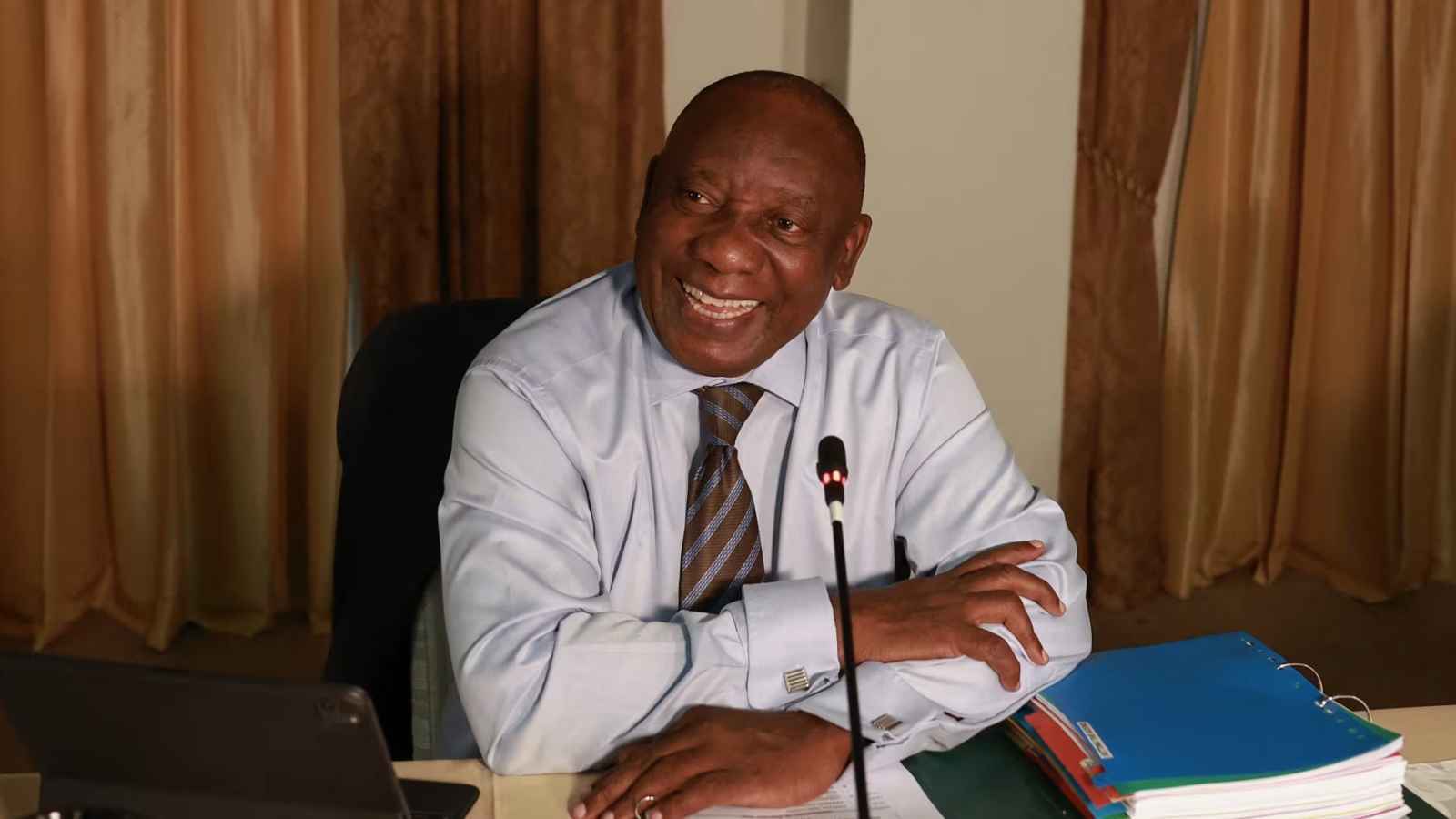 عبر شركات ماسك.. رئيس جنوب أفريقيا يتطلع لإصلاح العلاقات مع أمريكا