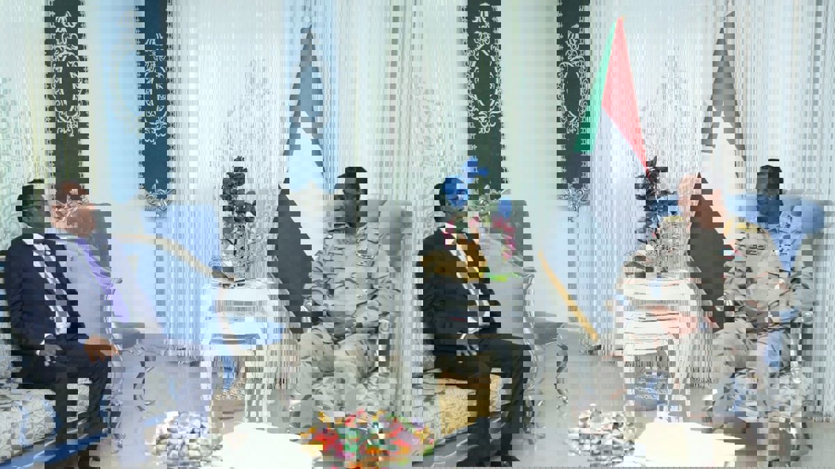 السودان وإثيوبيا يتفقان على معالجة قضيتي سد النهضة والحدود سلميا