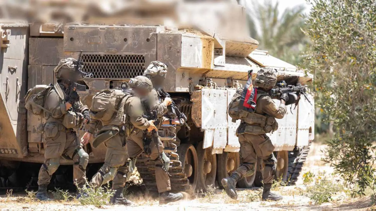 إعلام عبري: كمين في غزة يوقع جنودا إسرائيليين بين قتيل وجريح