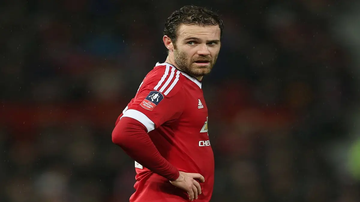 آرسنال ينافس يوفنتوس وباريس سان جيرمان على ضم خوان ماتا