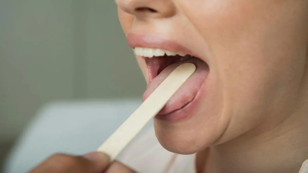 دراسة: نقص فيتامين "ب12" يسبب شعورا بالإرهاق ويضر اللثة واللسان