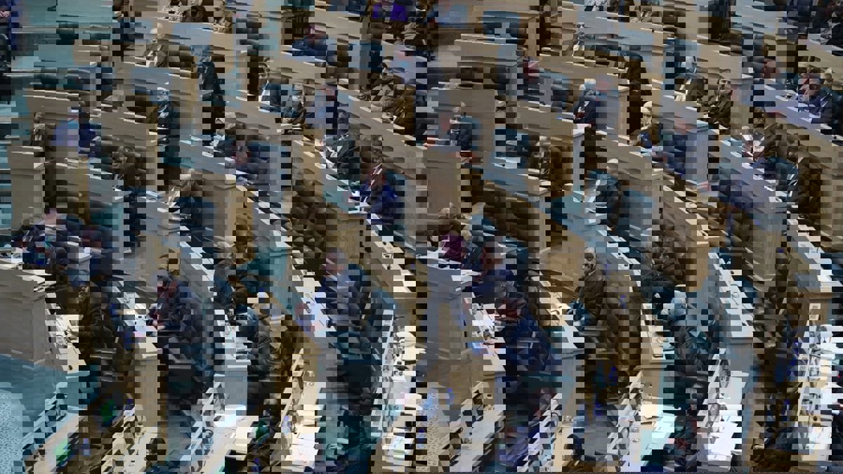 البرلمان الأردني يقر تعديلا دستوريا يمنح الملك صلاحية تعيين مسؤولين بـ"إرادة منفردة"