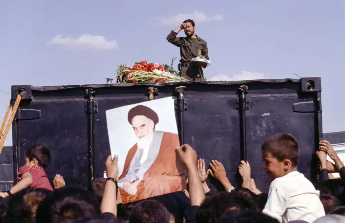 جنازة الخميني