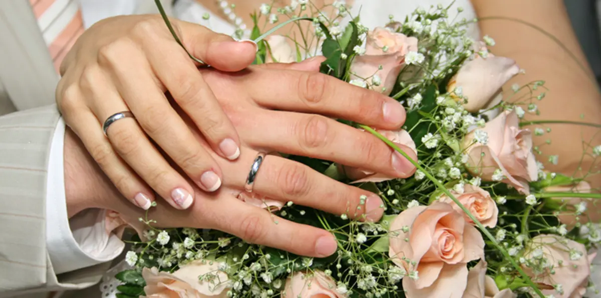 بالفيديو.. بهذا التصرف استفزت عروس مغربية الفتيات على الإنترنت