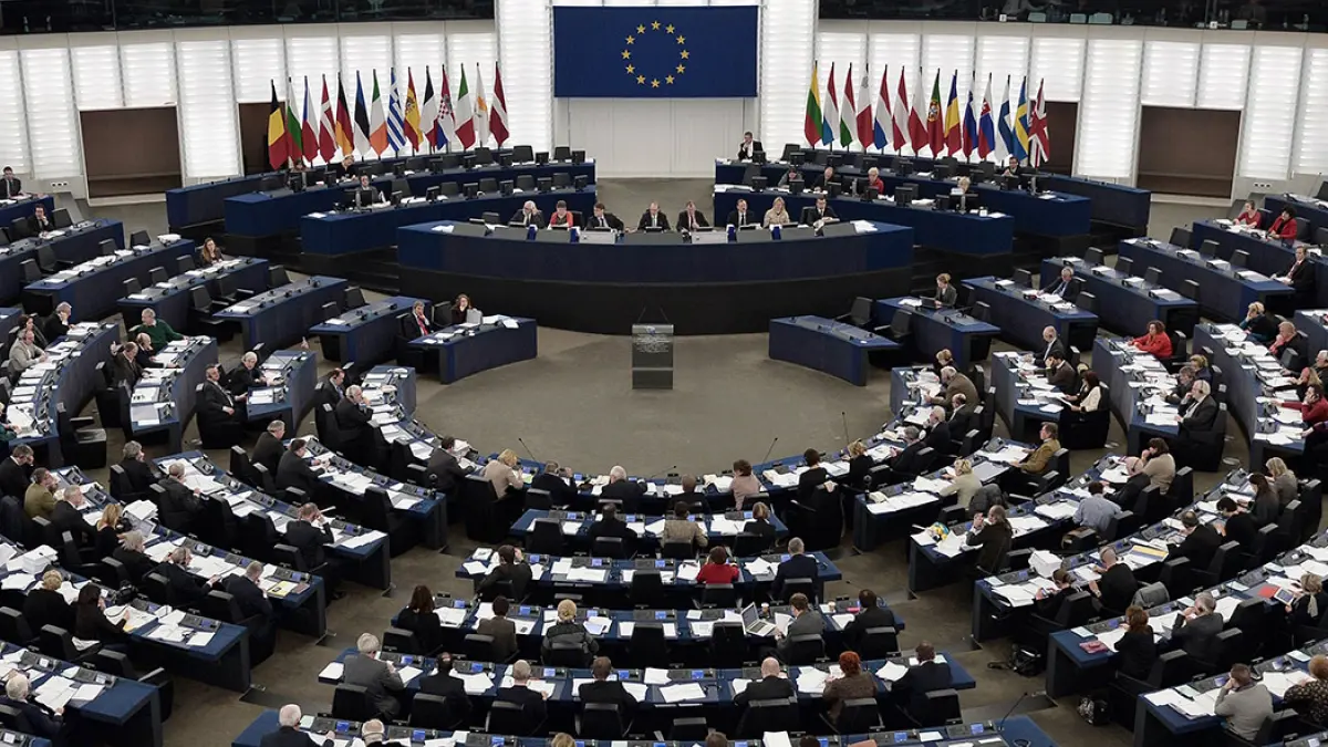 عقوبات أوروبية جديدة على مسؤولين روس وسوريين