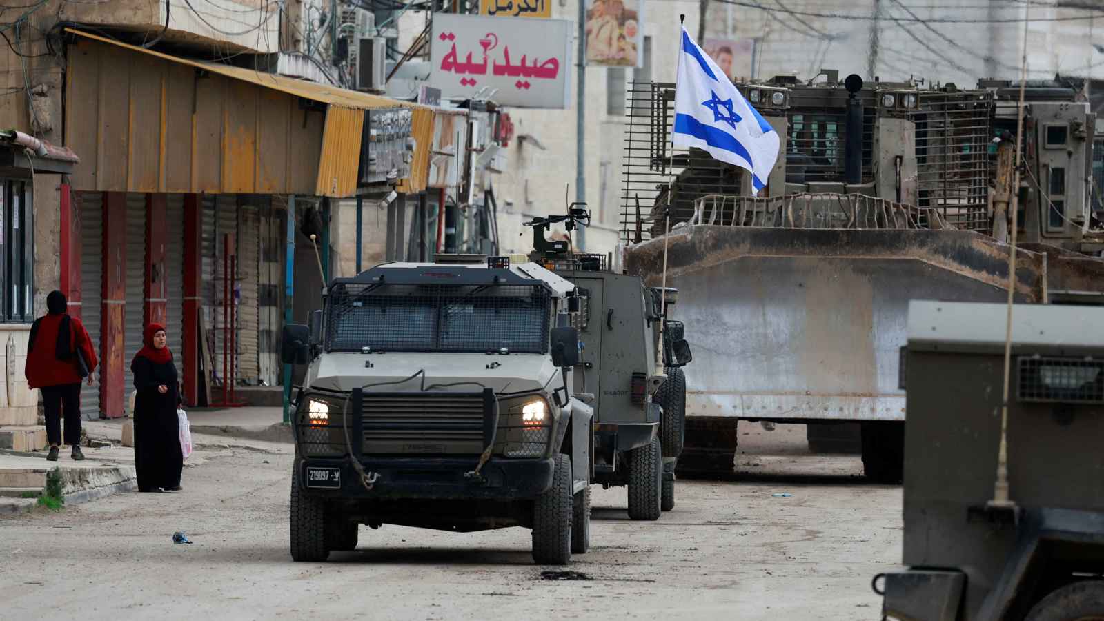 دائرة التوتر تتسع.. قتيلان في جنين وتوغلات في نابلس ورام الله والقدس