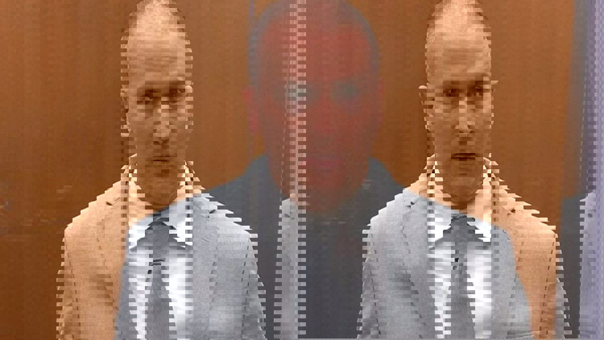 الشرطي المدان بقتل جورج فلويد "طُعن 22 مرة" داخل السجن 