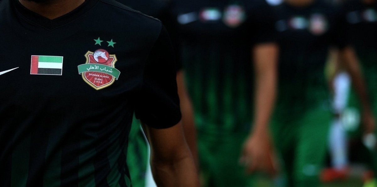 لماذا ظهر شباب الأهلي دبي بـ"نجمتين" على قميصه في أولى مبارياته بالدوري الإماراتي؟