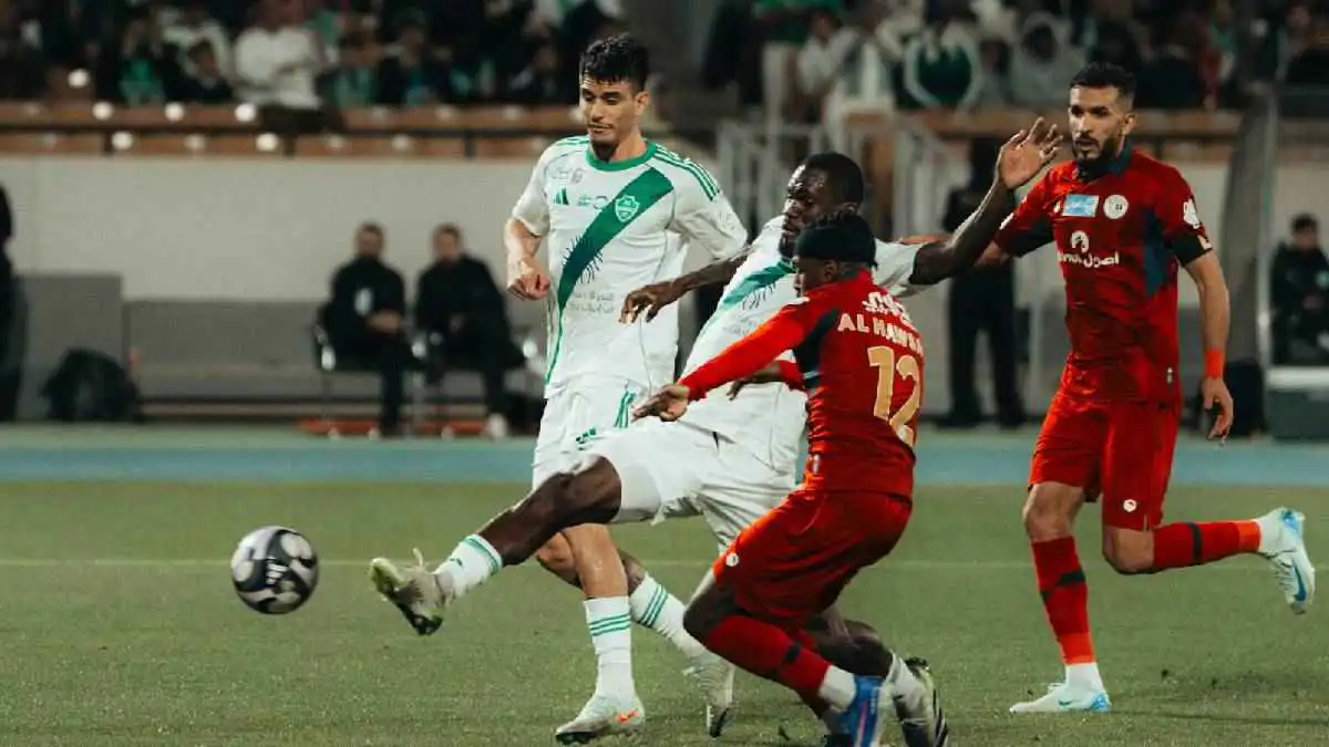 الصمت لم يعد خيارا.. مسؤول في ضمك يشن هجوما على التحكيم بعد مباراة الأهلي