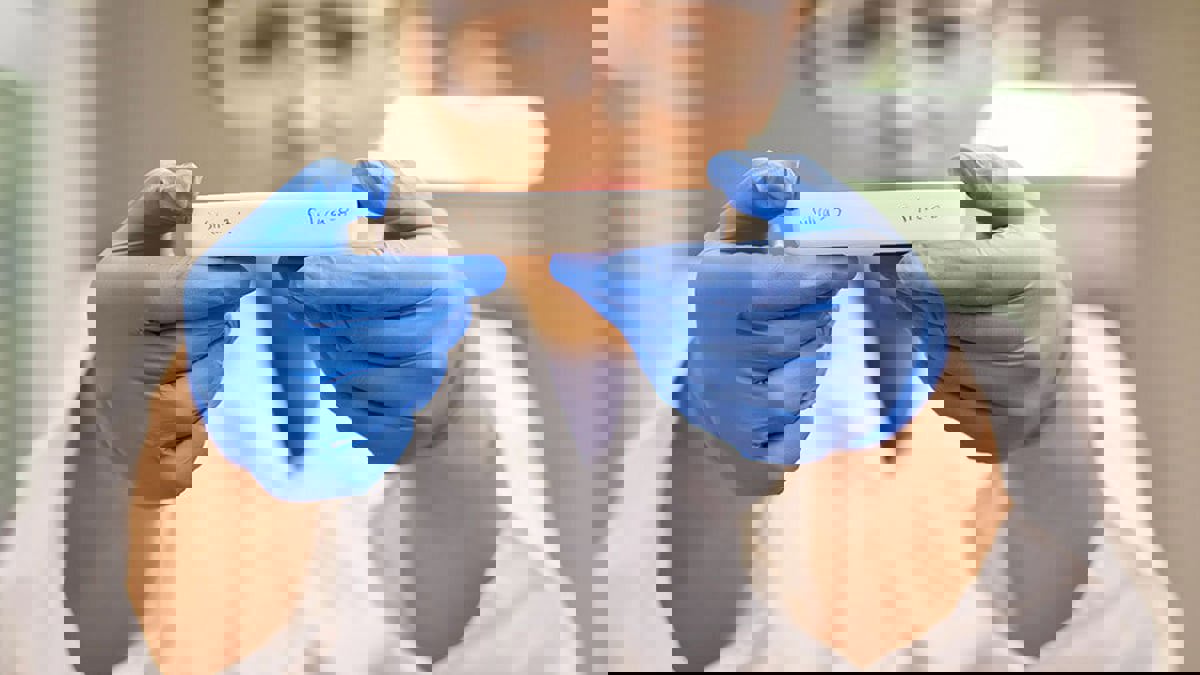 تطوير بلاستيك صديق للبيئة من ملح الطعام