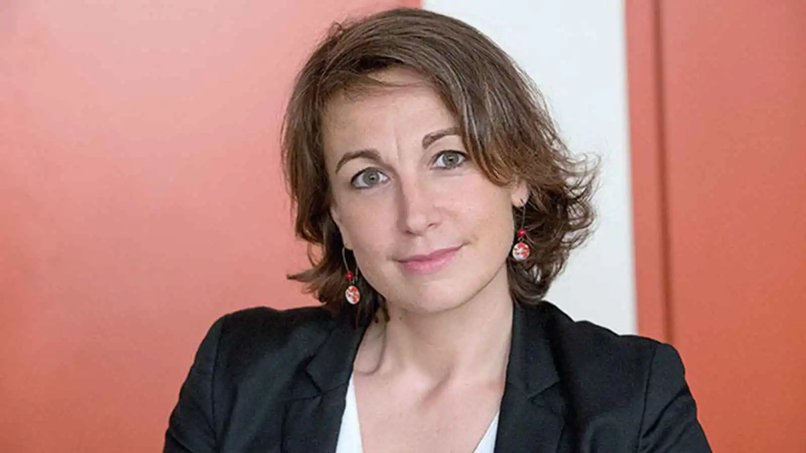 "كارثة شاملة".. ميزانية 2026 تفجر غضب النقابات في فرنسا