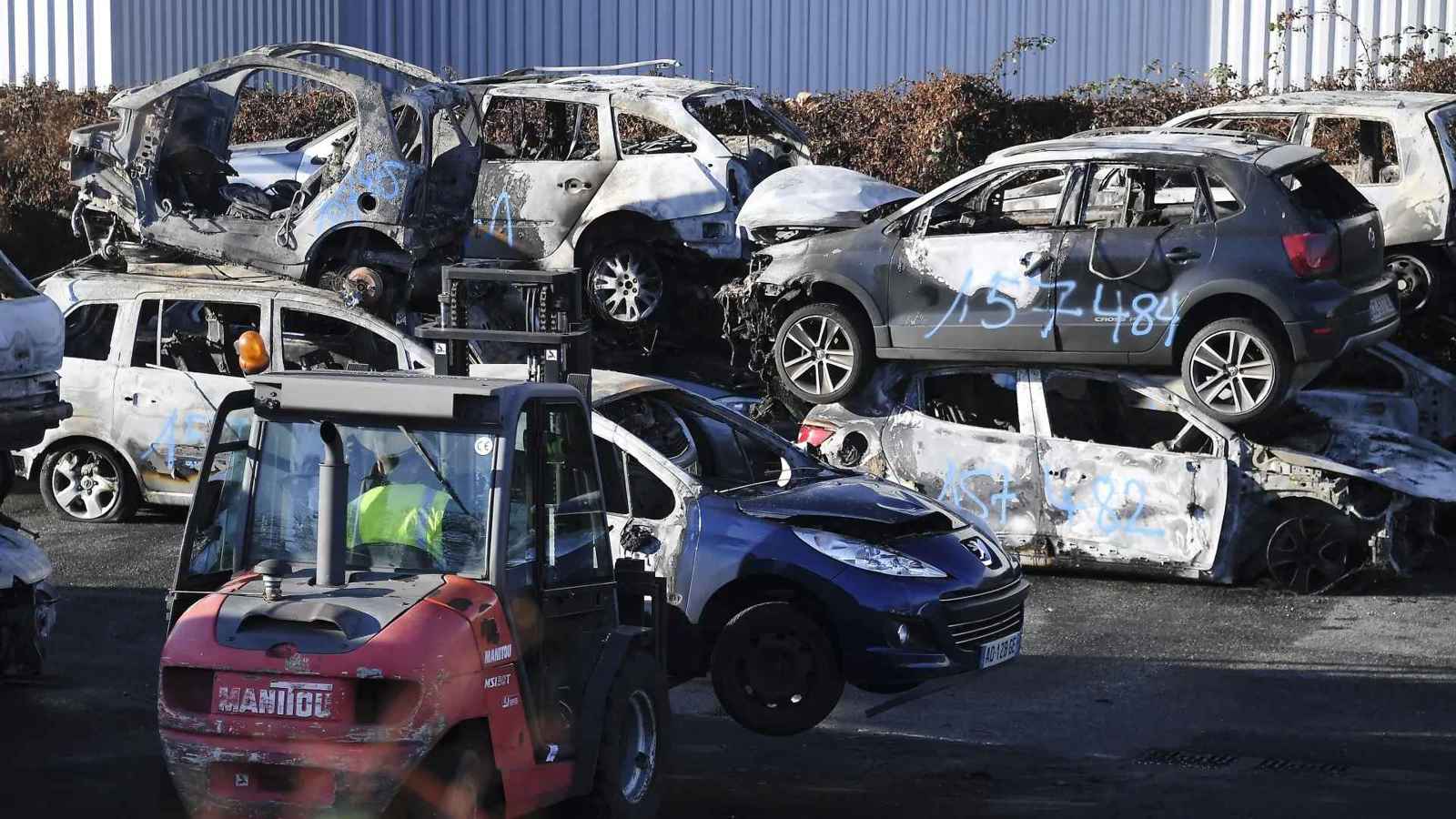 ليلة رأس السنة.. 50% من الفرنسيين يخشون حوادث الطرق بسبب الكحول