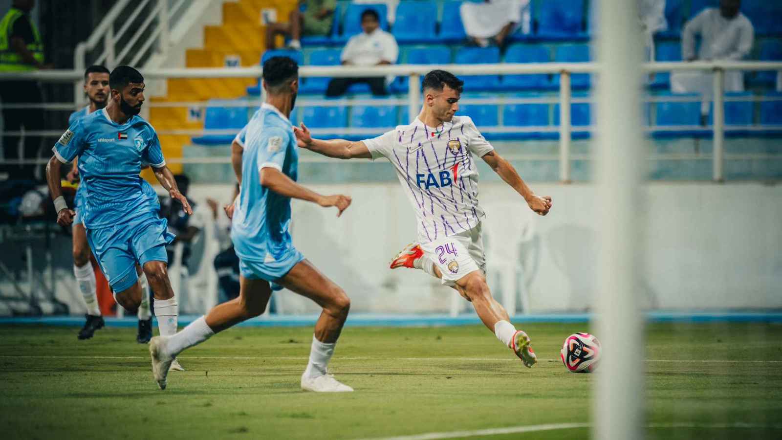 العين ضد الجزيرة والوصل يواجه كلباء.. قرعة ربع نهائي كأس رئيس الإمارات