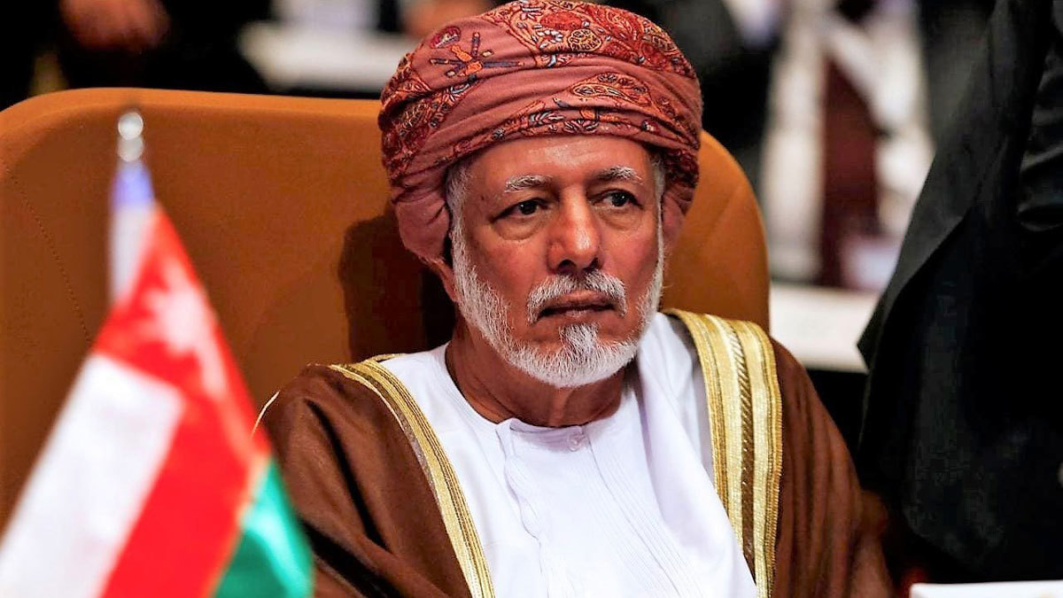 وزير الخارجية العماني يزور إيران غدًا