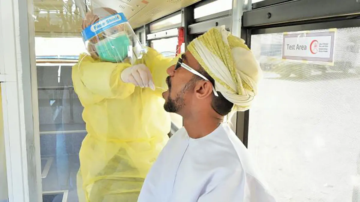 سلطنة عمان تتسلم أول دفعة من لقاح كورونا الأربعاء