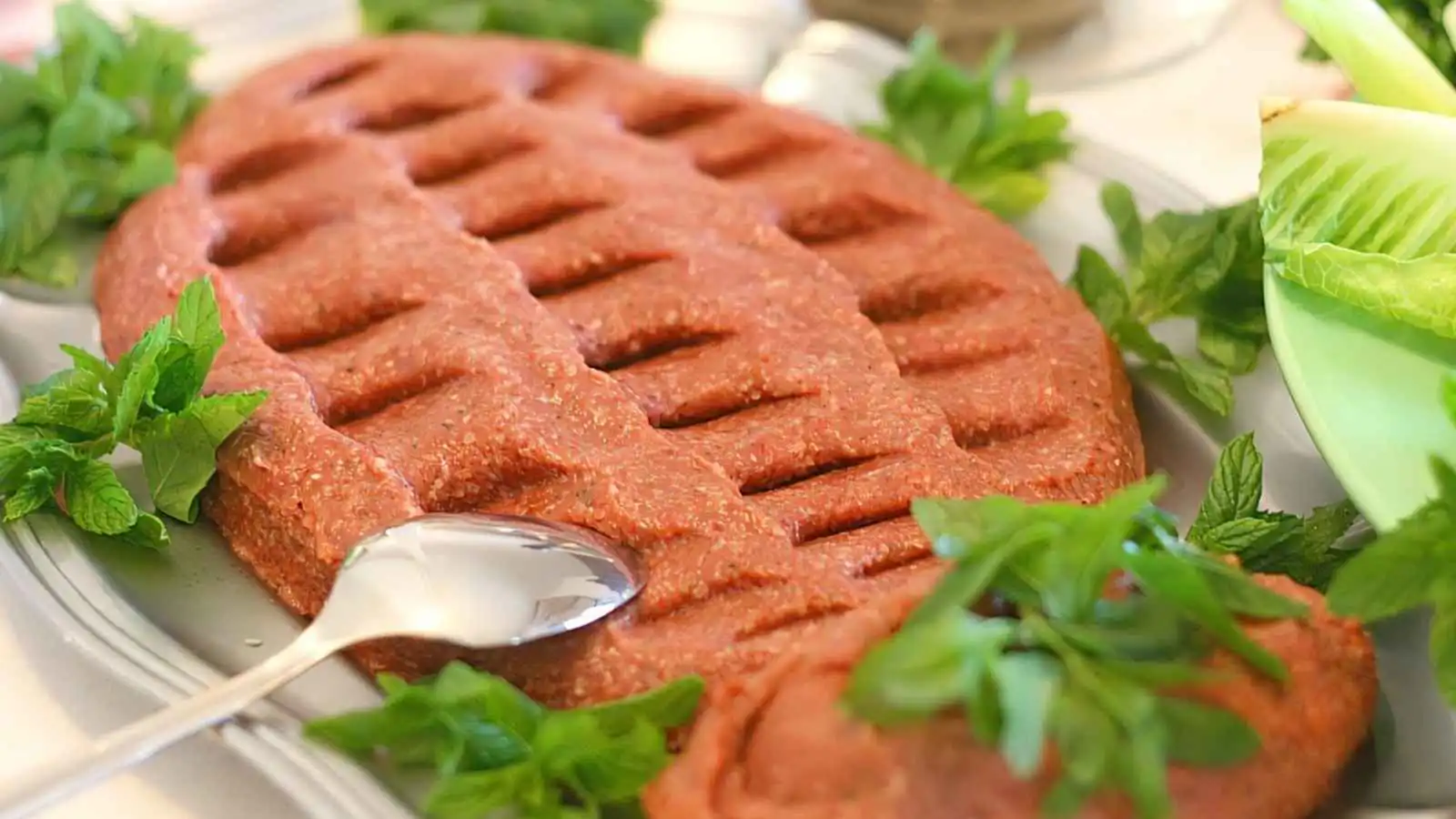 ترند "آيس كريم الكبة" يثير جدلاً في لبنان (فيديو)