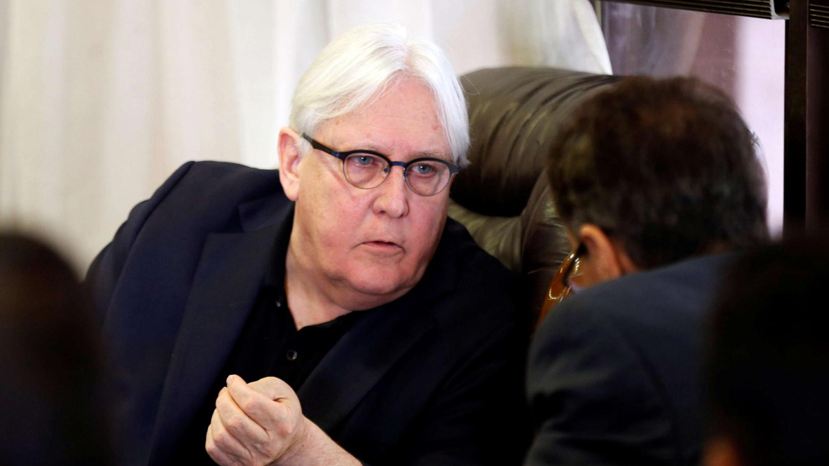 مارتن غريفيث يغادر صنعاء إلى عمّان بعد لقاء زعيم ميليشيا الحوثي