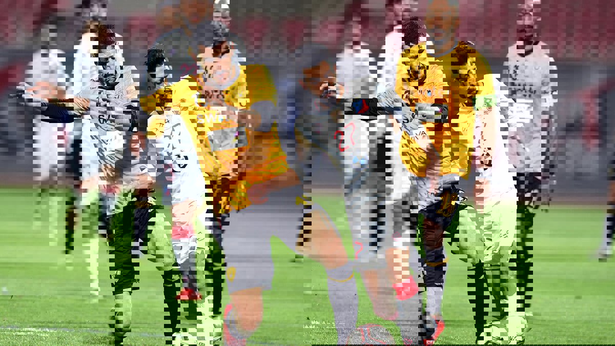 الموعد والقنوات الناقلة والتشكيل المتوقع لمباراة نهائي كأس الأمير بين الكويت والقادسية