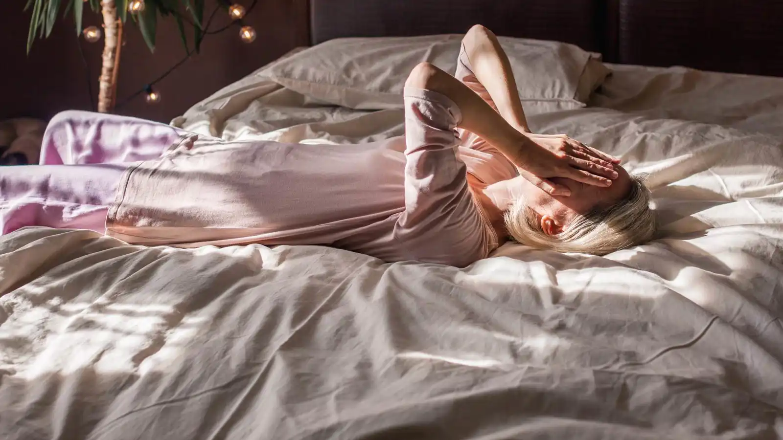 الأرق المزمن قد يسرّع شيخوخة الدماغ