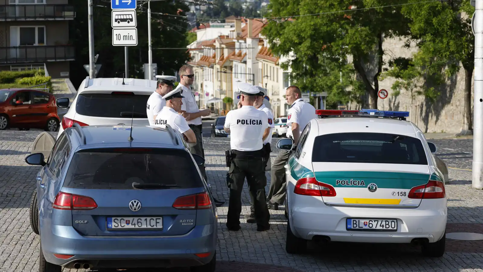 يحدد سرعة المشاة.. قانون في سلوفاكيا يثير سخرية شعبية