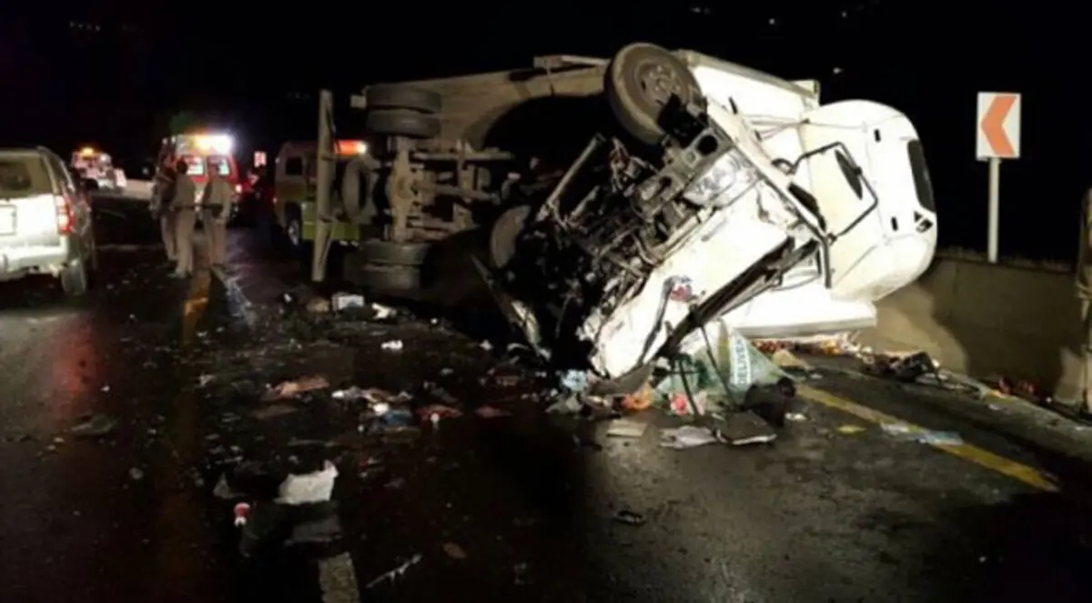 مصرع 16 أغلبهم عسكريون بحادث تصادم جنوب القاهرة