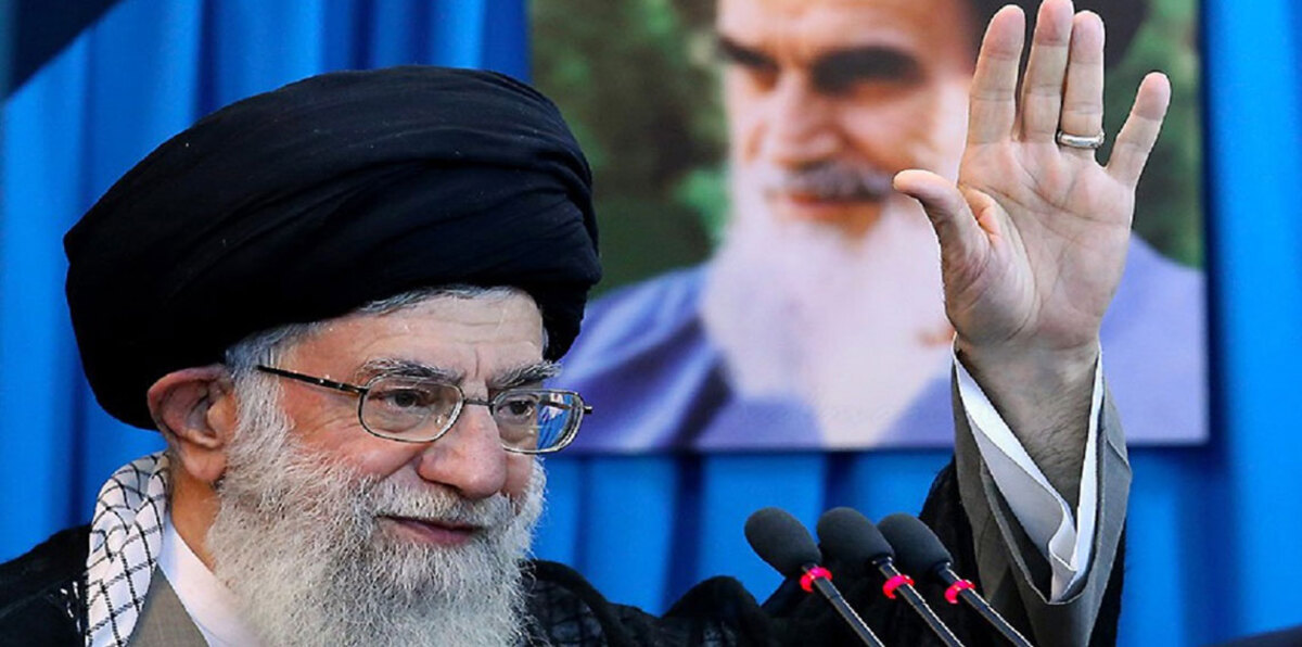 خامنئي: قد نتخلى عن الاتفاق النووي ولن نتفاوض مع الأمريكيين الوقحين