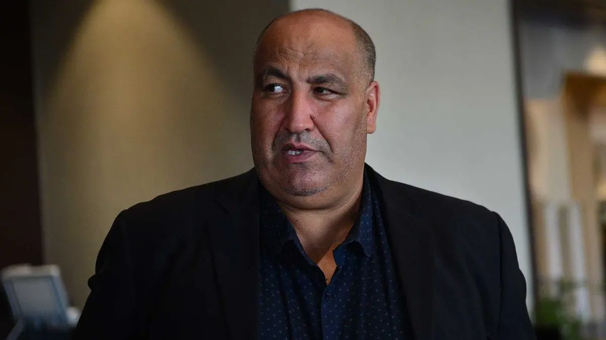 الجزائر.. التحقيق مع رئيس نادي "وفاق سطيف" بتهم فساد ومنعه من السفر