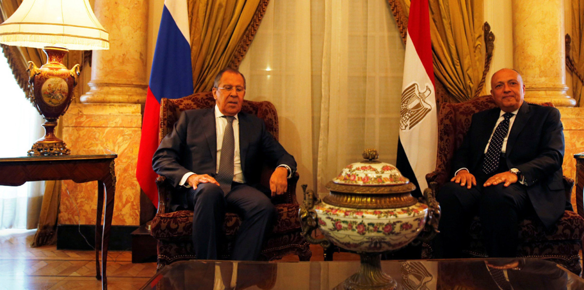 وزيرا خارجية مصر وروسيا يناقشان الأزمة مع قطر في اتصال هاتفي
