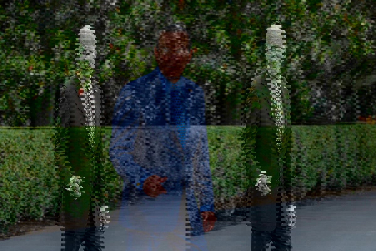 بعد عملية التبادل.. بايدن يتعهد باستمرار فرض العقوبات على إيران 