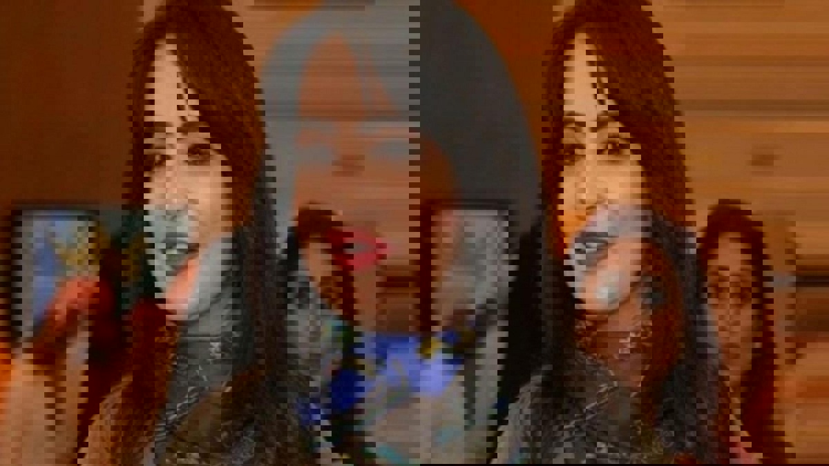 بدرية أحمد تهاجم مذيعات "كلام نواعم" بسبب حليمة بولند (فيديو)‎